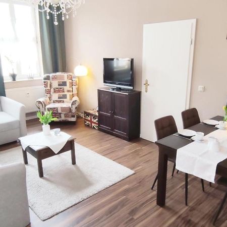 Apartment London 米尔豪森 外观 照片